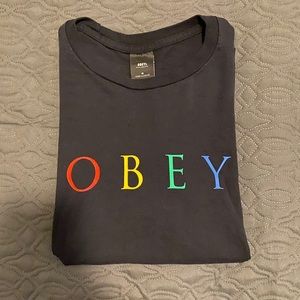 Obey t shirt